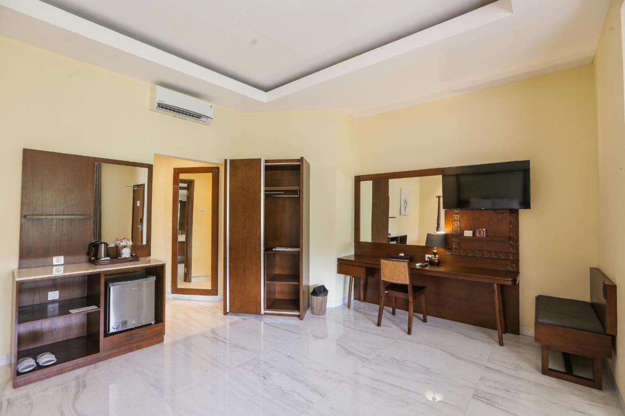 Ubud Hotel & Cottages Malang Exterior foto