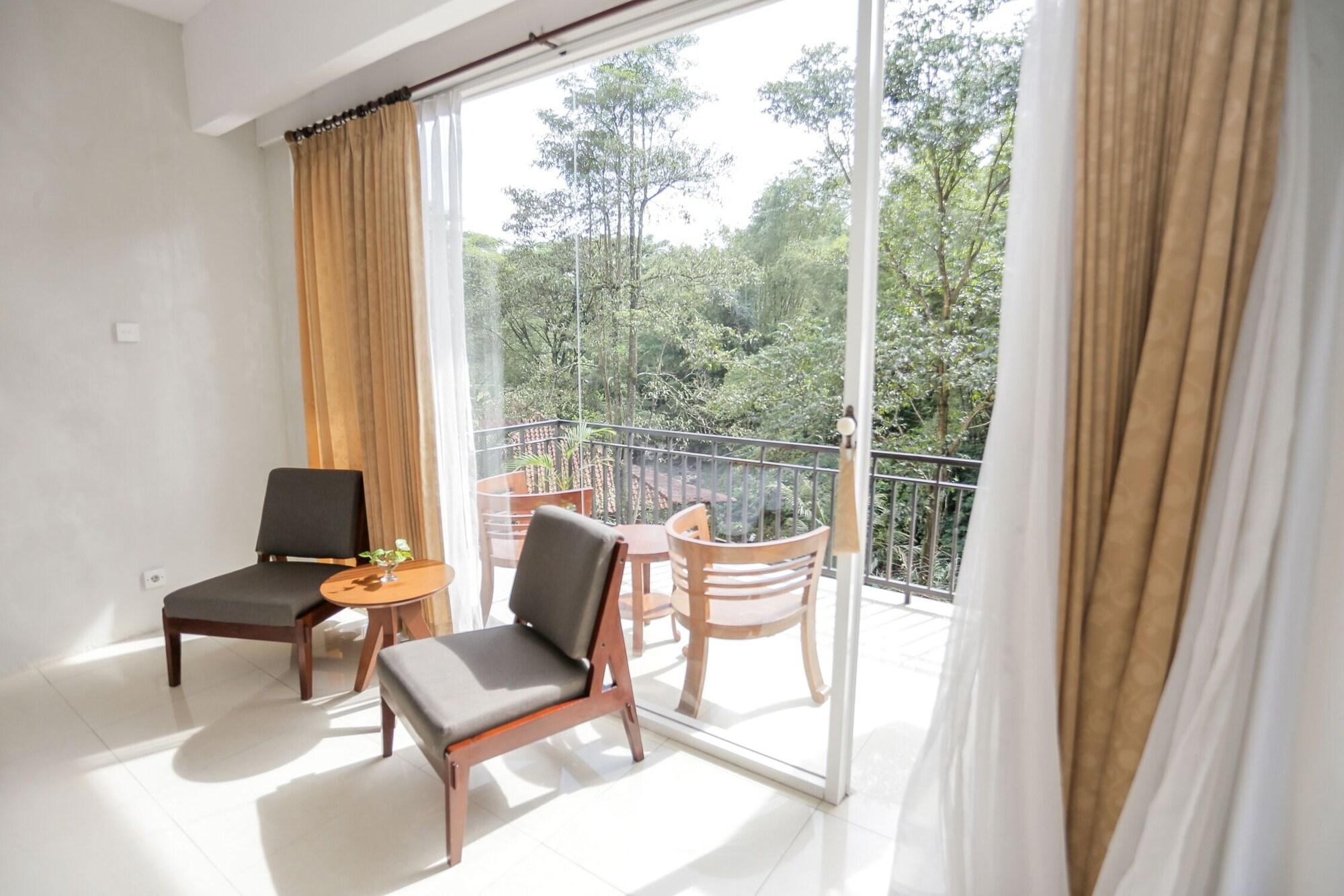 Ubud Hotel & Cottages Malang Exterior foto